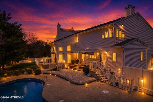 3 Whistler Way, Marlboro, NJ 07746