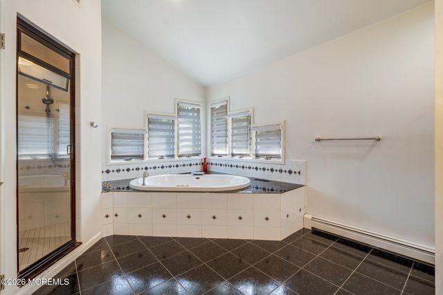 3 Whistler Way, Marlboro, NJ 07746