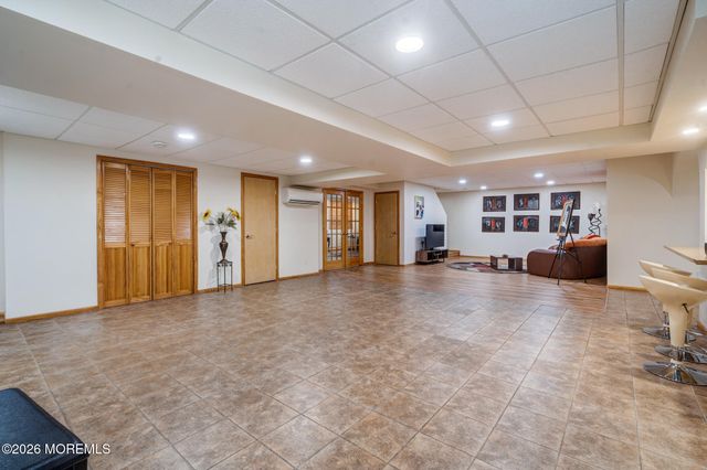 3 Whistler Way, Marlboro, NJ 07746