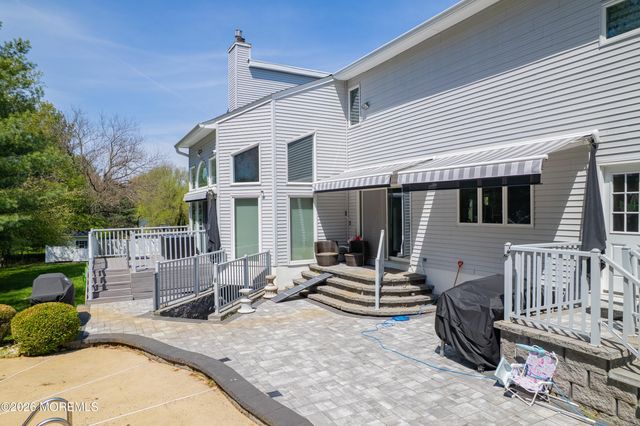 3 Whistler Way, Marlboro, NJ 07746