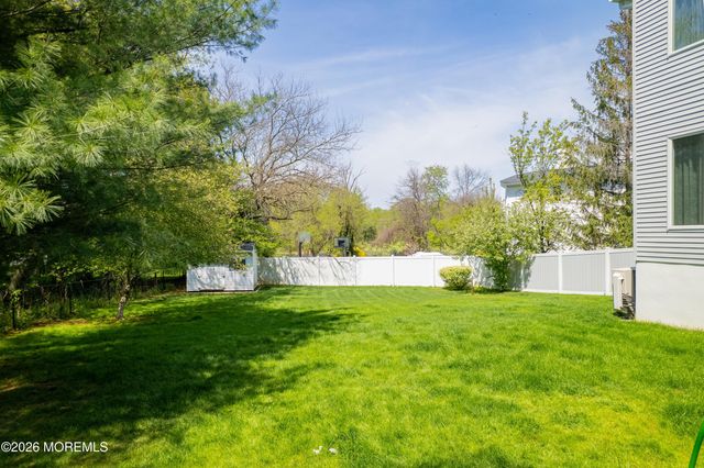 3 Whistler Way, Marlboro, NJ 07746