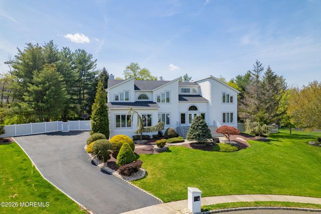 3 Whistler Way, Marlboro, NJ 07746