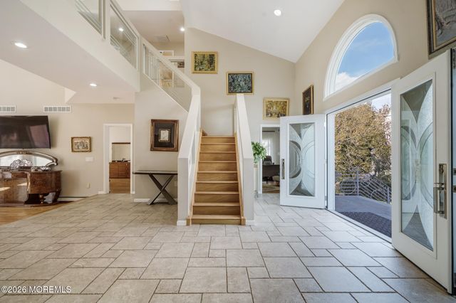 3 Whistler Way, Marlboro, NJ 07746