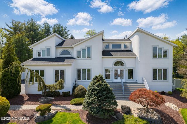 3 Whistler Way, Marlboro, NJ 07746