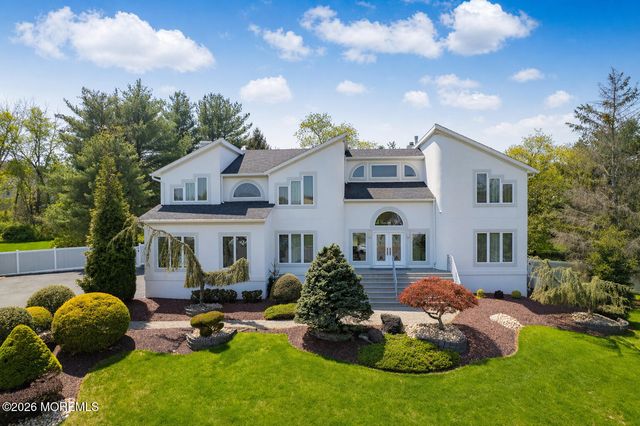 3 Whistler Way, Marlboro, NJ 07746