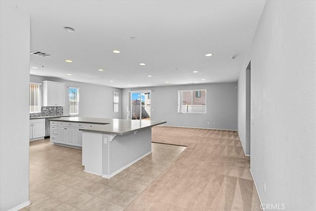 4662 Palmilla, Perris, CA 92571