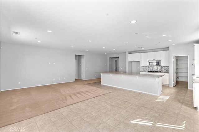 4662 Palmilla, Perris, CA 92571