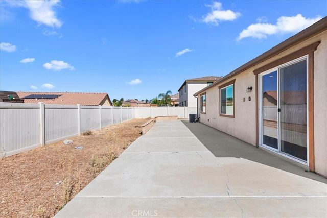 4662 Palmilla, Perris, CA 92571