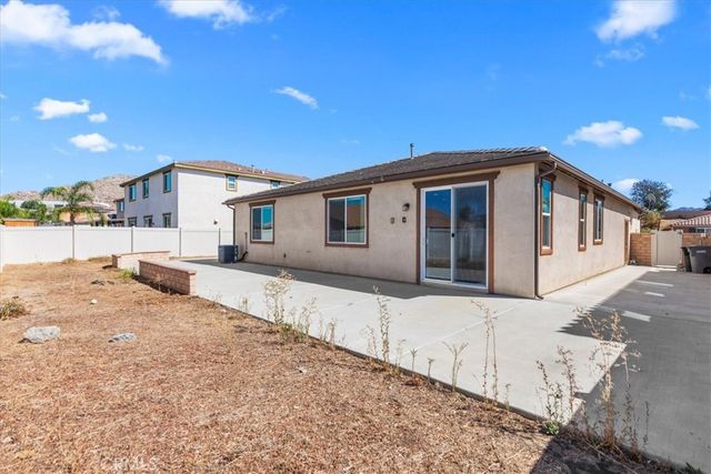 4662 Palmilla, Perris, CA 92571