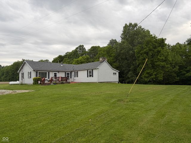 11152 Lewis Road, Laurel, IN 47024