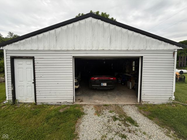 11152 Lewis Road, Laurel, IN 47024