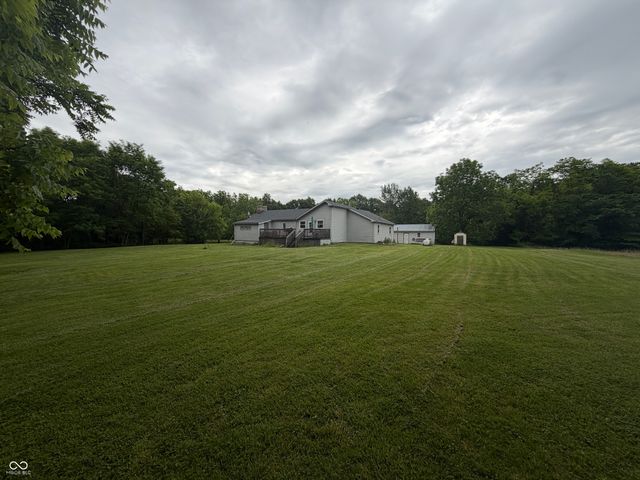 11152 Lewis Road, Laurel, IN 47024