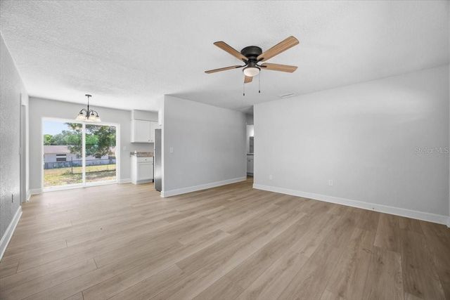 827 EVERETT STREET, Lake Alfred, FL 33850