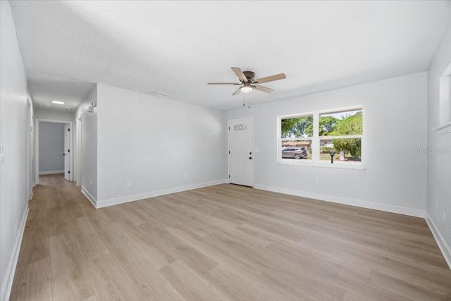 827 EVERETT STREET, Lake Alfred, FL 33850