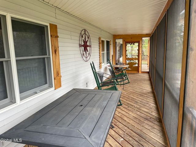 1033 Hudson Avenue, Stillwater, NY 12170