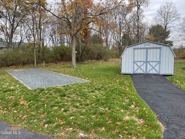 1033 Hudson Avenue, Stillwater, NY 12170