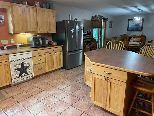 1033 Hudson Avenue, Stillwater, NY 12170