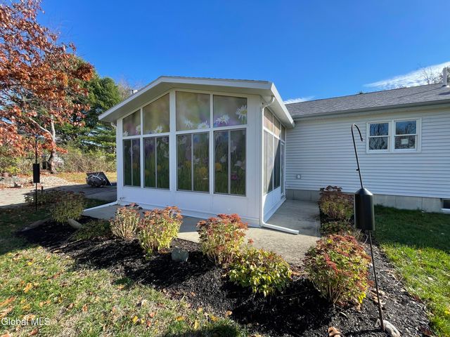 1033 Hudson Avenue, Stillwater, NY 12170