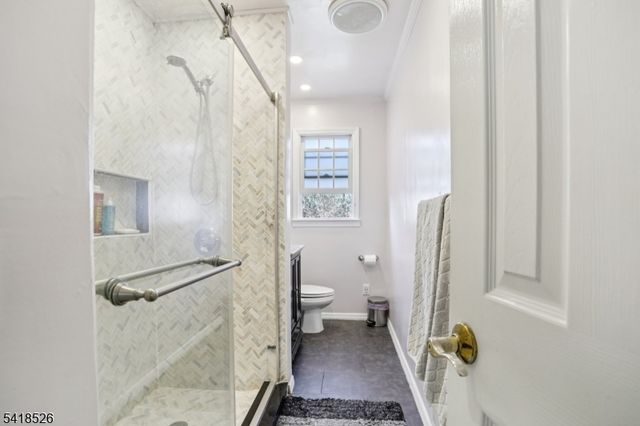 27 Borman Dr, Wanaque Boro, NJ 07465