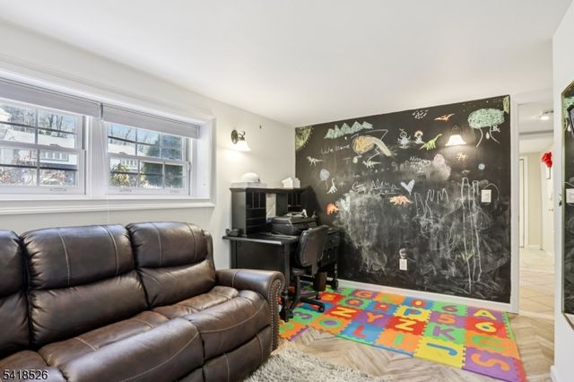 27 Borman Dr, Wanaque Boro, NJ 07465