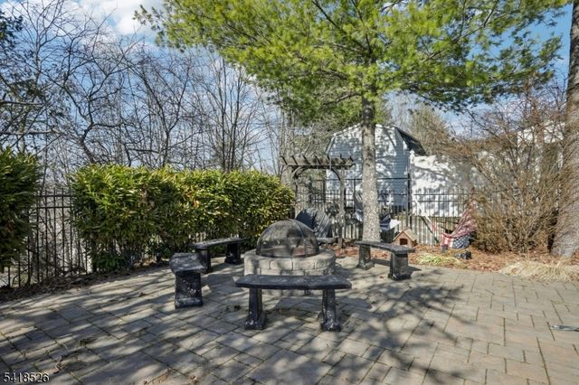 27 Borman Dr, Wanaque Boro, NJ 07465