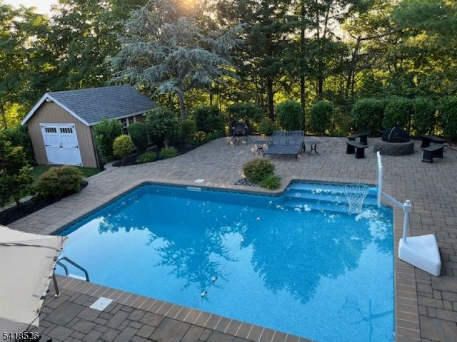 27 Borman Dr, Wanaque Boro, NJ 07465