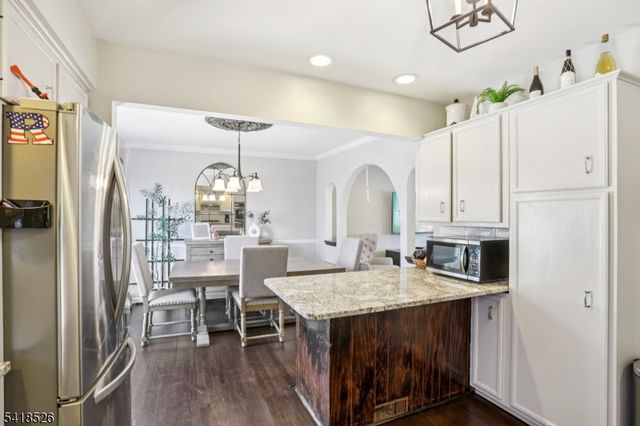 27 Borman Dr, Wanaque Boro, NJ 07465