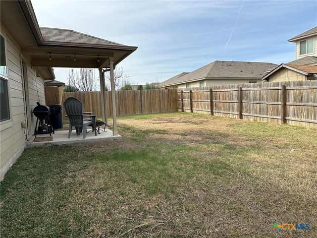 104 Green Jay Drive, Jarrell, TX 76537