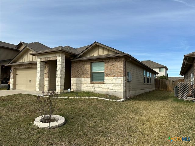104 Green Jay Drive, Jarrell, TX 76537