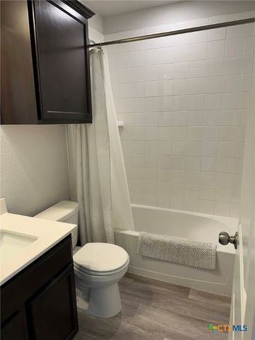 104 Green Jay Drive, Jarrell, TX 76537