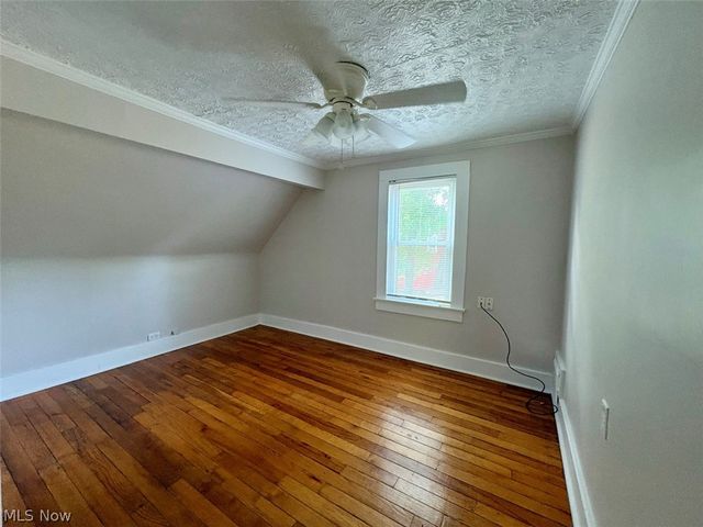 605 Sackett Avenue, Cuyahoga Falls, OH 44221