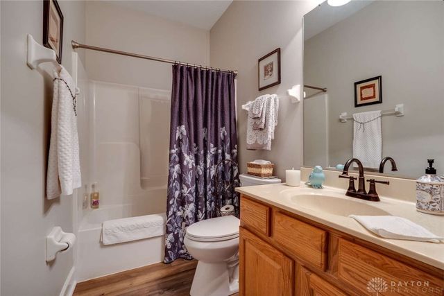 590 Carrick Drive, Dayton, OH 45458