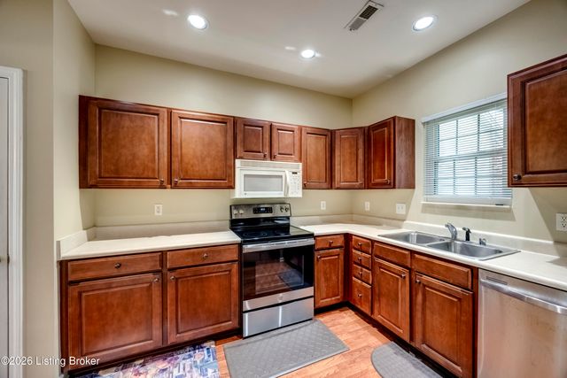 5034 Ardossan Square, Louisville, KY 40241