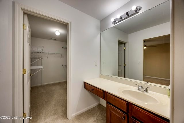 5034 Ardossan Square, Louisville, KY 40241