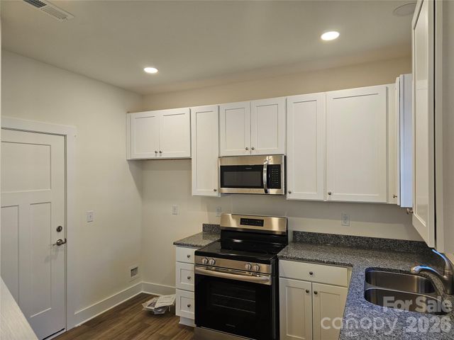 109 Crew Lane, Black Mountain, NC 28711