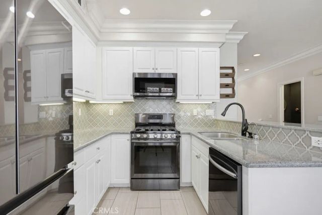 392 W Linden Drive, Orange, CA 92865