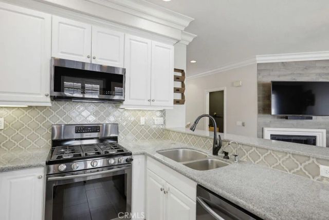 392 W Linden Drive, Orange, CA 92865