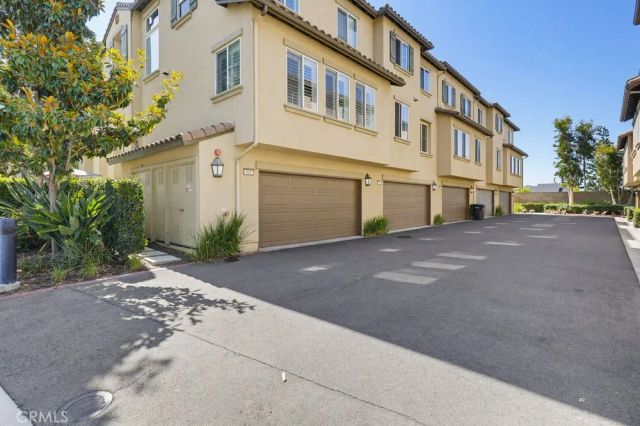 392 W Linden Drive, Orange, CA 92865