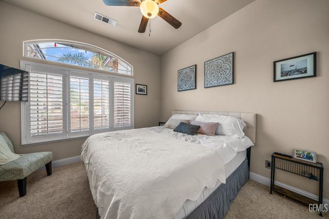 15357 Chateau Montelena Drive, Bakersfield, CA 93314