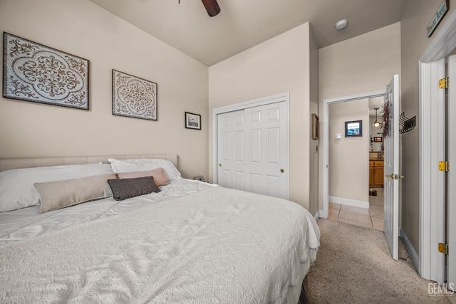 15357 Chateau Montelena Drive, Bakersfield, CA 93314