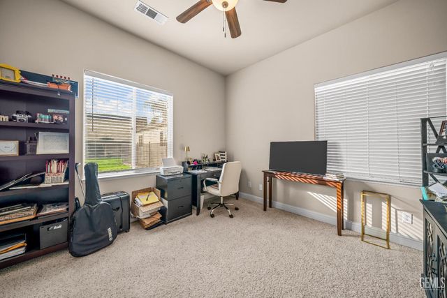 15357 Chateau Montelena Drive, Bakersfield, CA 93314