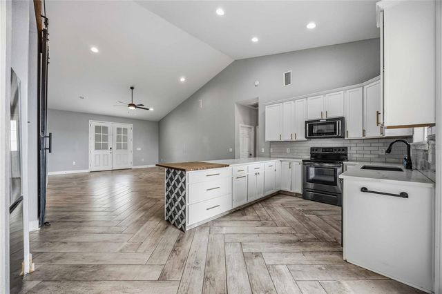1027 CAMPBELL AVENUE, Lake Wales, FL 33853