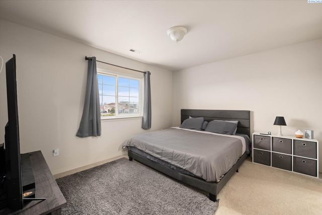 6018 Mia Lane, Pasco, WA 99301