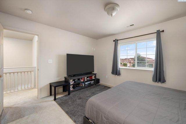 6018 Mia Lane, Pasco, WA 99301