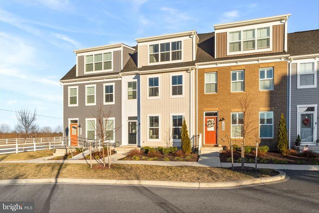 1311 SANDOVAL CT, Frederick, MD 21702