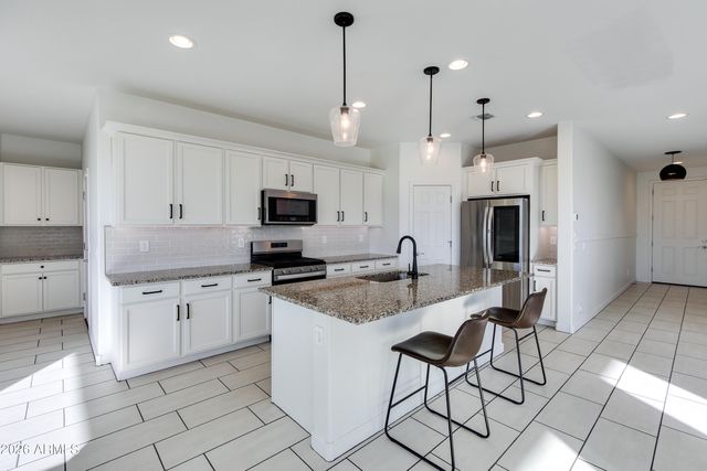 5636 W STARGAZER Place, Laveen, AZ 85339