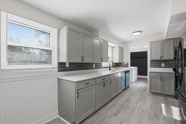 3014 PINEDALE AVENUE, Lakeland, FL 33803