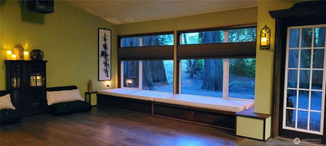 423 Lords Lake Loop, Quilcene, WA 98376