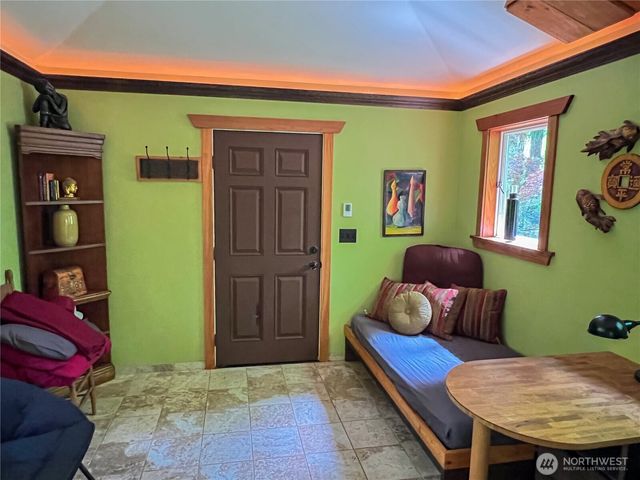 423 Lords Lake Loop, Quilcene, WA 98376