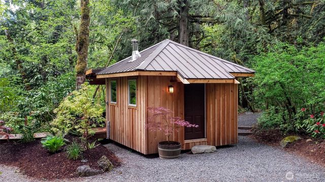 423 Lords Lake Loop, Quilcene, WA 98376